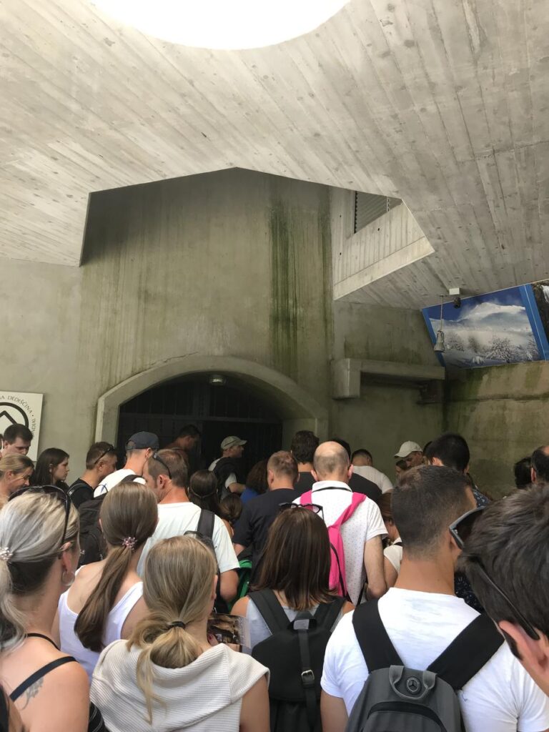 Z vlakom smo pobegnili v Škocjanske jame