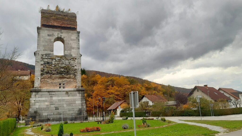 Odkrivajmo kraje ob železniški progi Ljubljana - Sežana