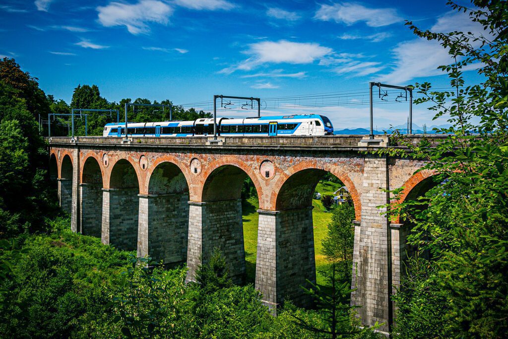 Viadukt pri Borovnici.