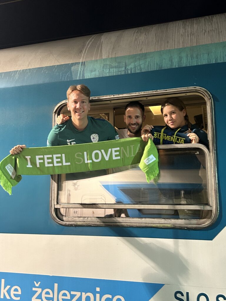 Številni navijači so se odpravili v München na UEFA Euro 2024 z vlakom