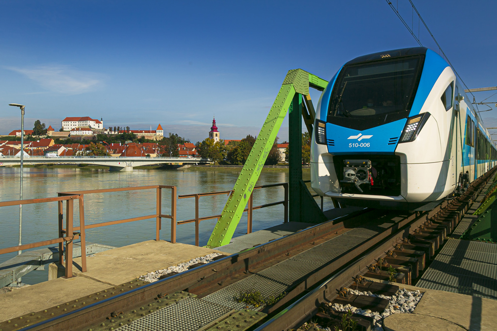 September Je Lep Za Izlete Po Sloveniji Slovenske eleznice 