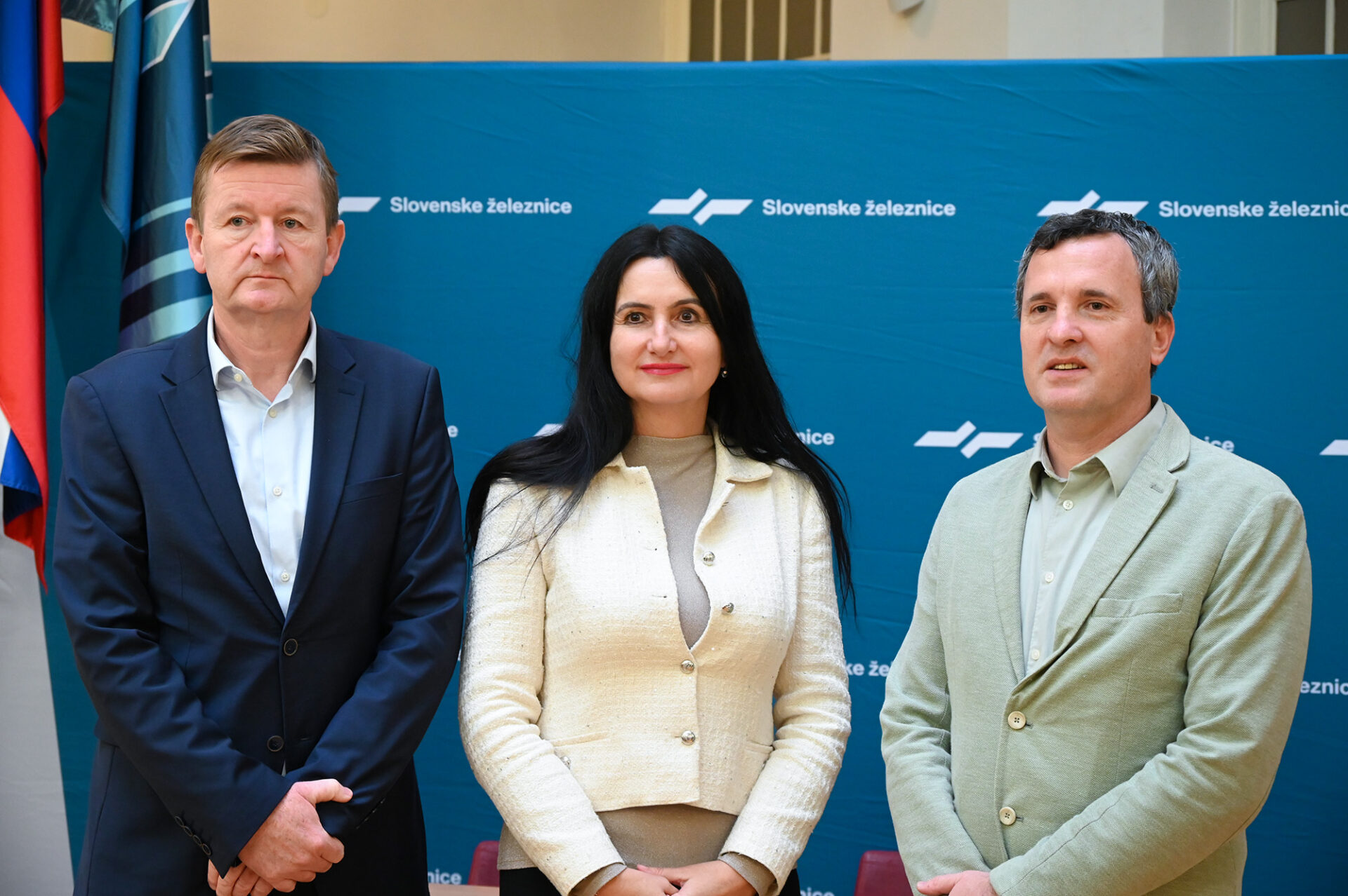 V nedeljo, 15. decembra, začne veljati nov vozni red vlakov - Slovenske V nedeljo, 15. decembra, začne veljati nov vozni red vlakov - Slovenske