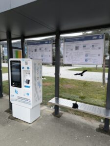 Kartomat na Letališču Ljubljana.