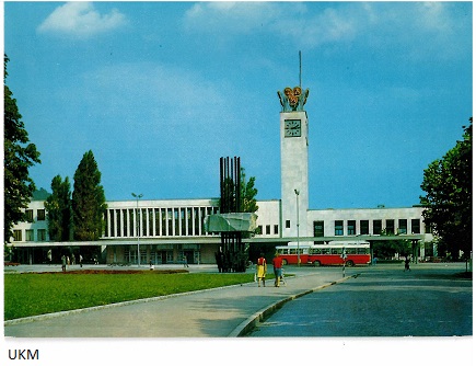 O železniški postaji Maribor