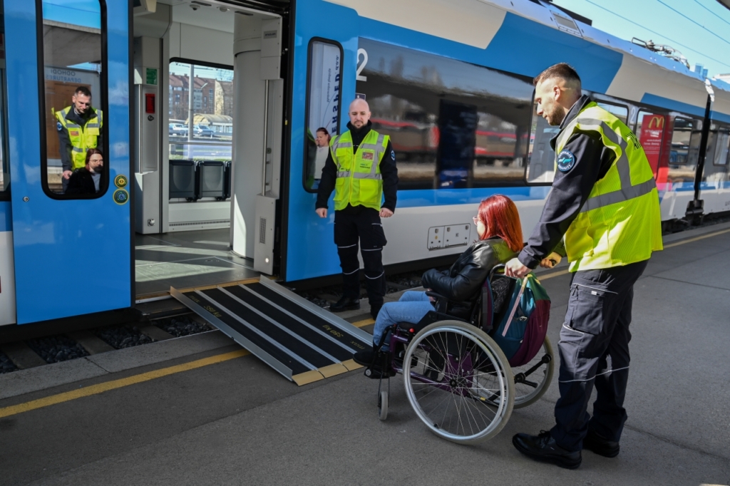 oseba z omejeno mobilnostjo