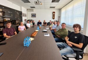 Štipendisti SŽ-PP na sprejemu pri poslovodstvu družbe SŽ-PP